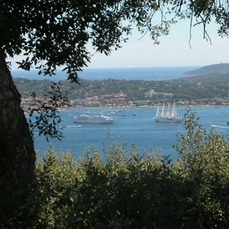 Montee De La Haute Suane Vila Grimaud