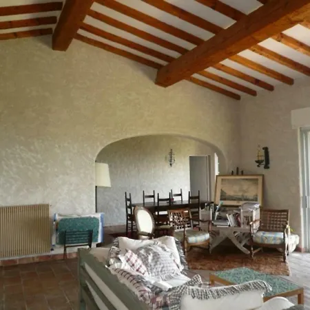 Vila Montee De La Haute Suane *