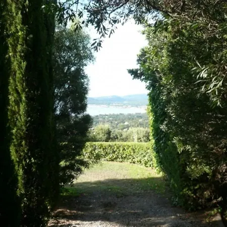 Montee De La Haute Suane Grimaud